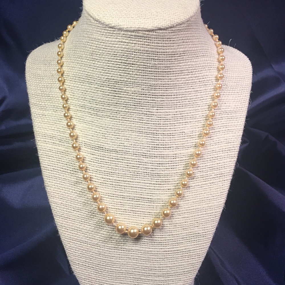 Pearl necklace